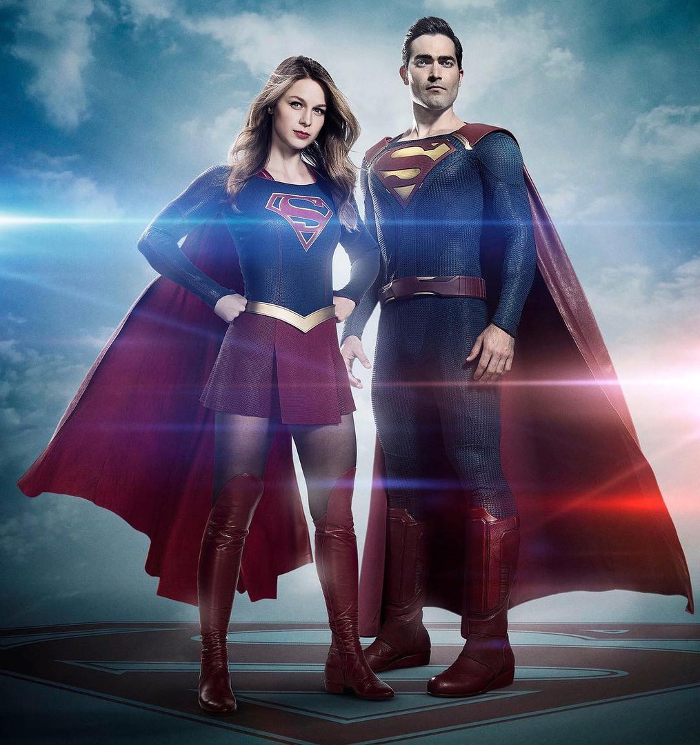 Супергёрл и Супермен из 2-го сезона сериала Супергёрл